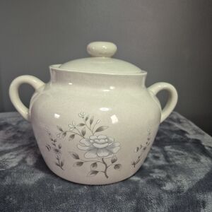 Vintage Southampton Stoneware Collection Bean Pot – Floral Design with Lid